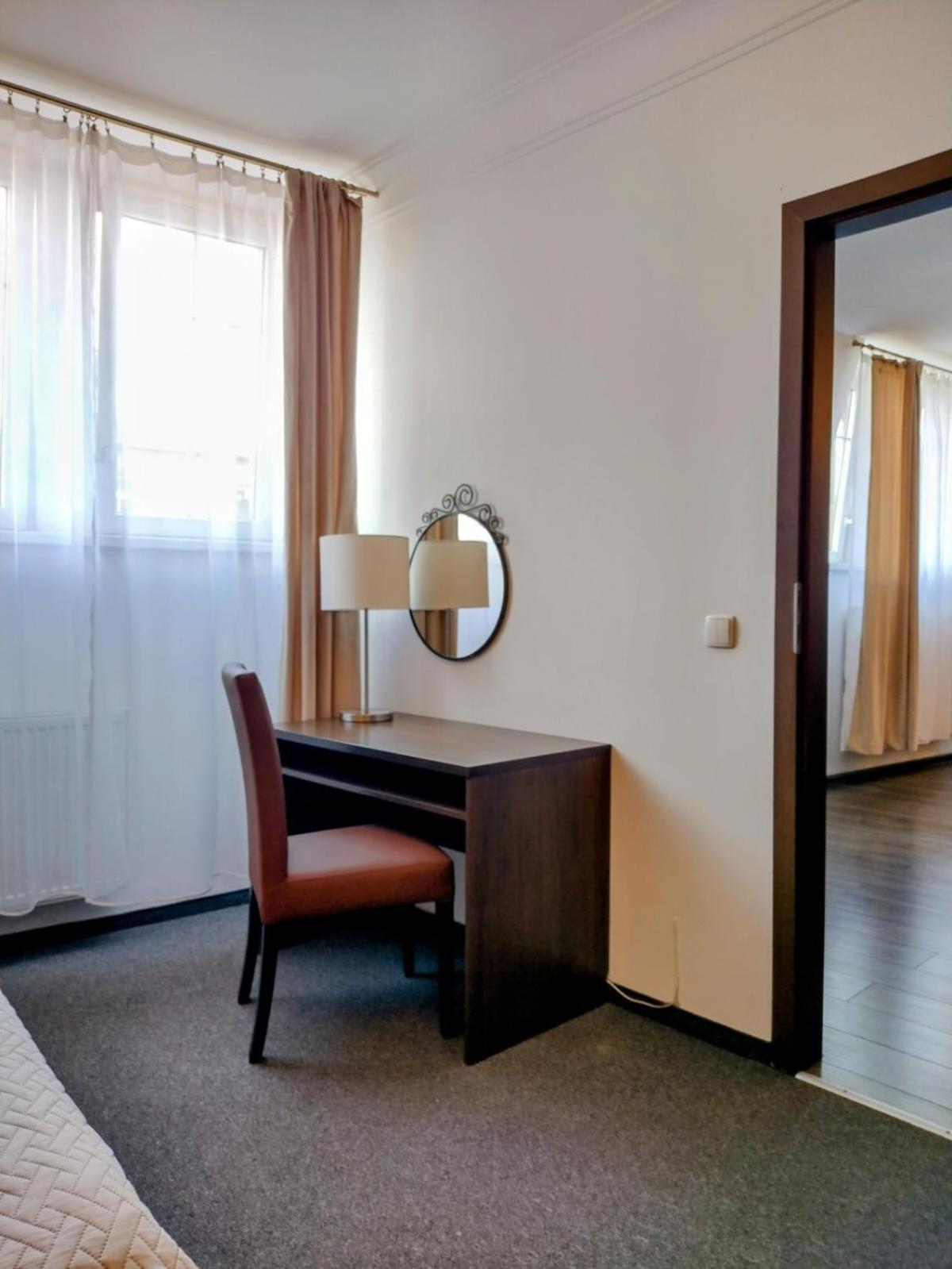Apartamenty Wratislavia Wrocław Exteriör bild
